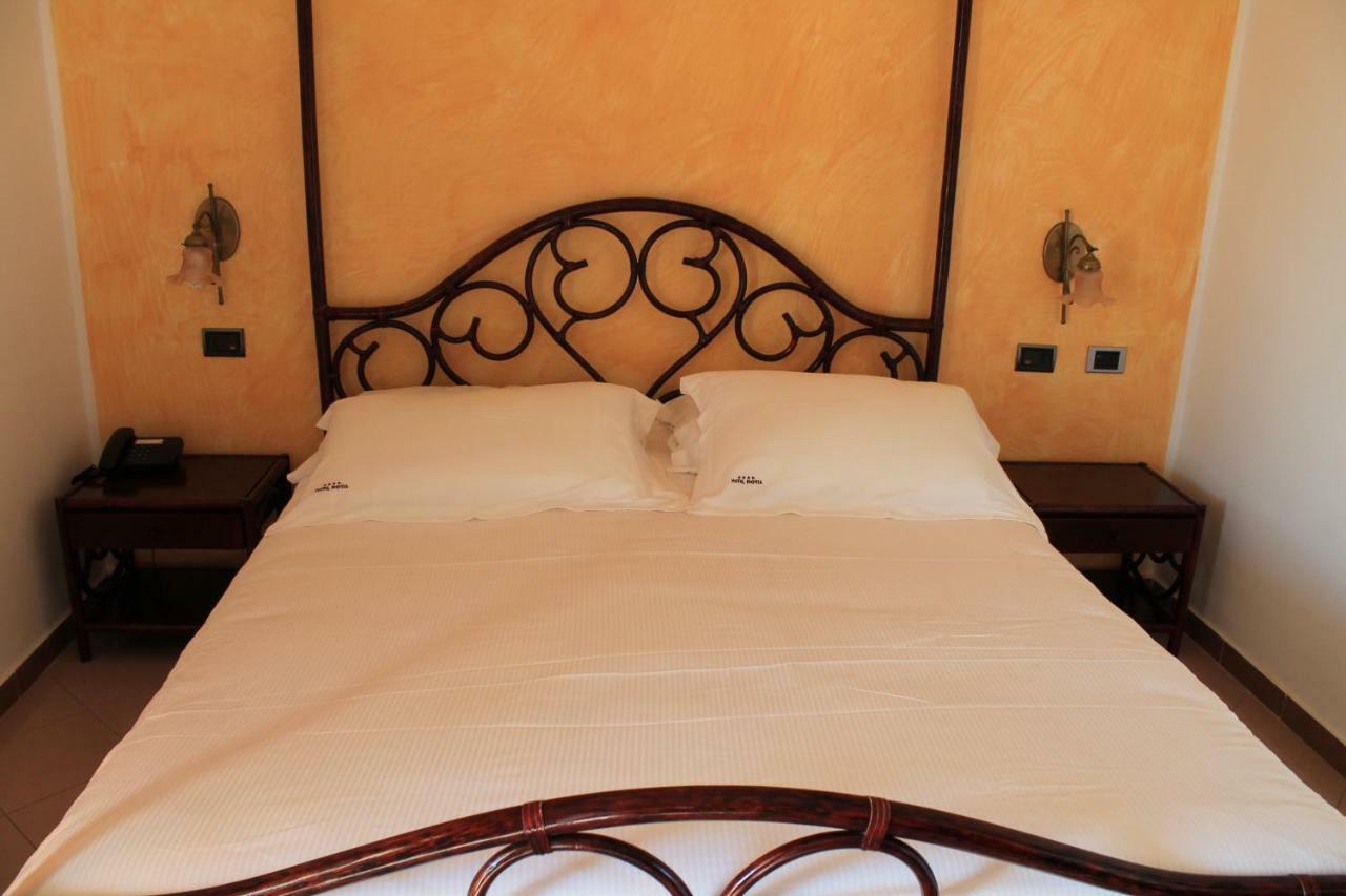 Medusa Hotel 4*